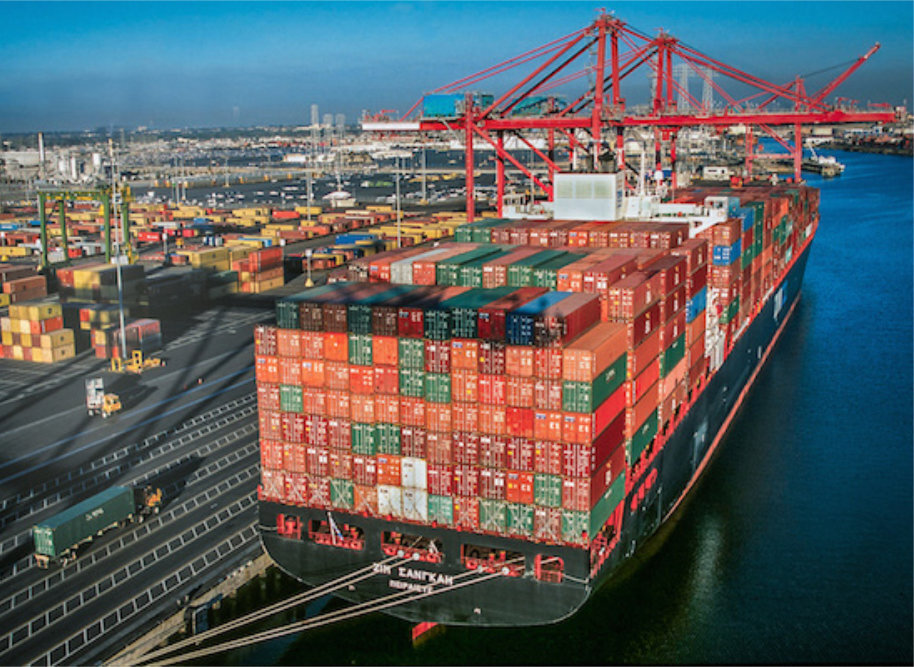 Cargo ship with containers Cargo ship with containers