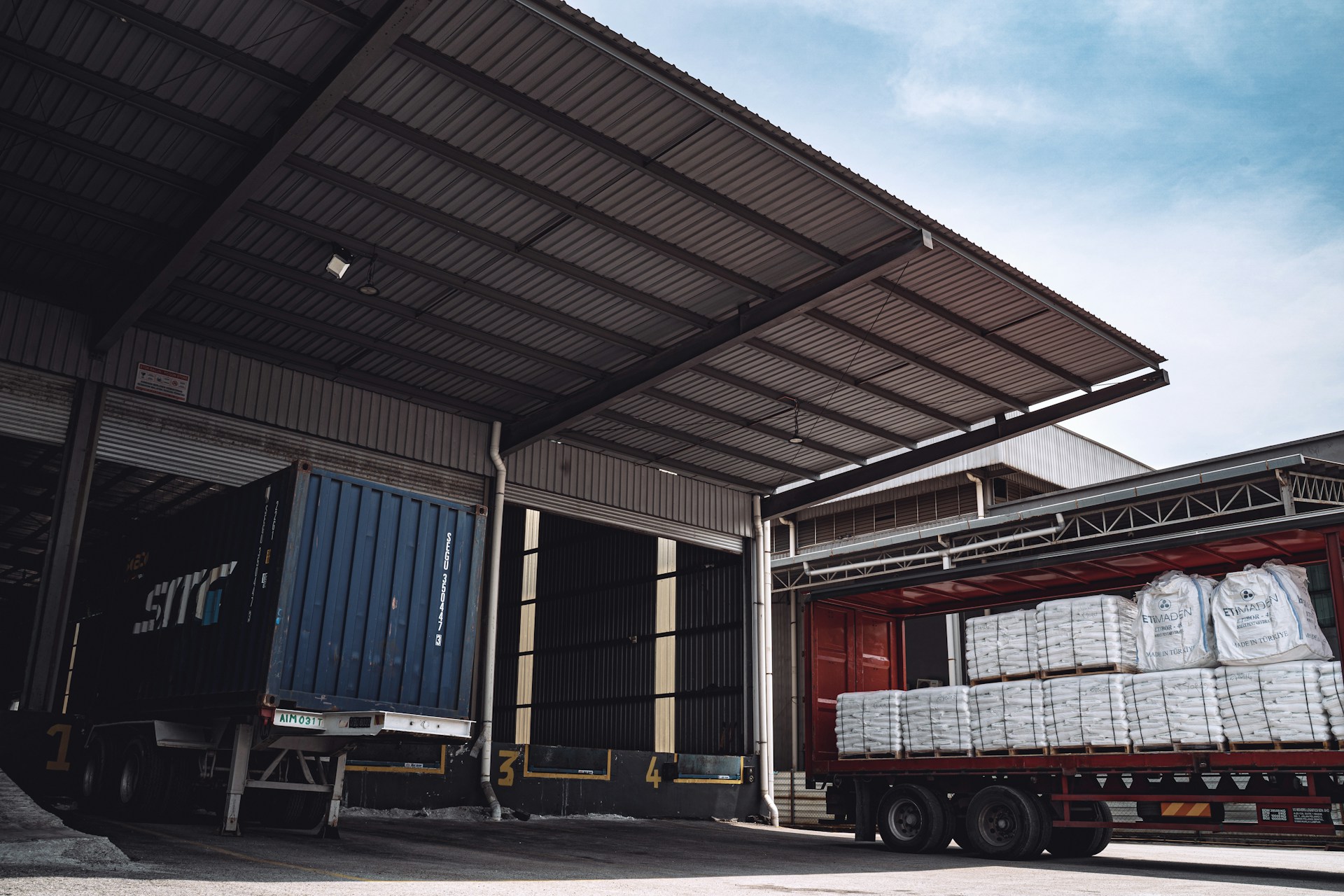 Loading area